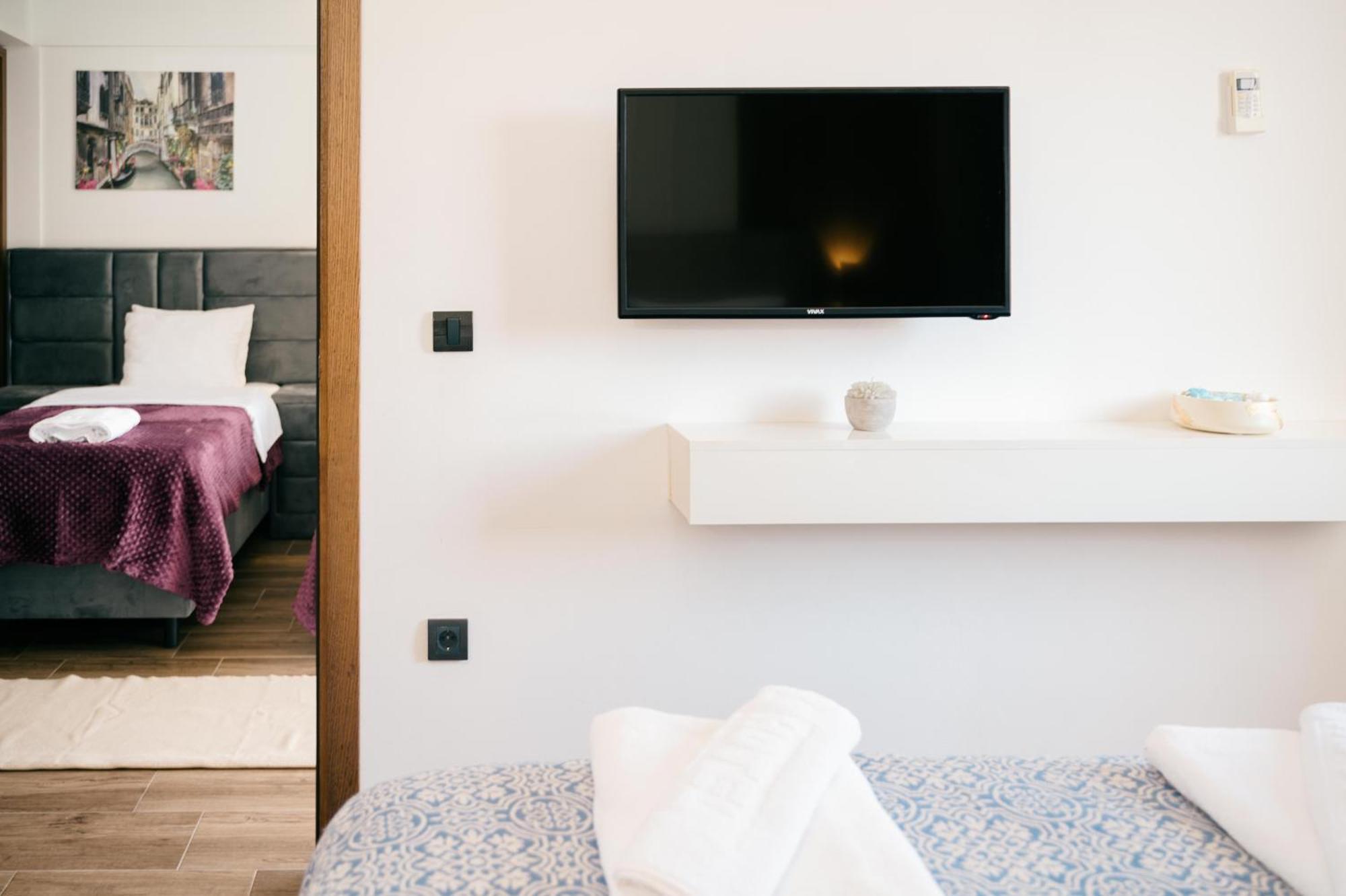 Hotel Lajka Luxury Ulcinj Exterior photo